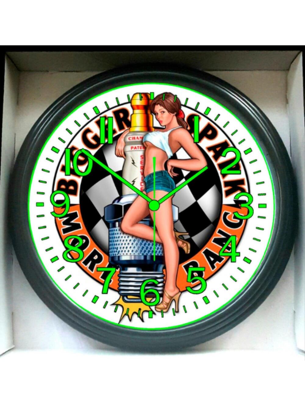 Garage Shop Game Room Lounge Glow In The Dark Wall Clock New!